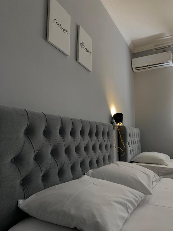 Elite Apartments Korça Exteriör bild